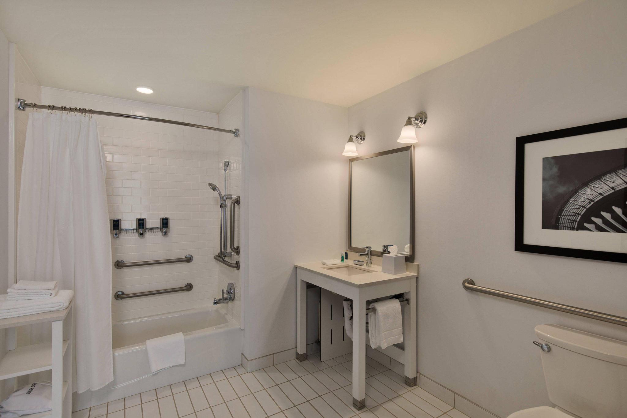 Four Points By Sheraton Seattle Airport South Des Moines Extérieur photo