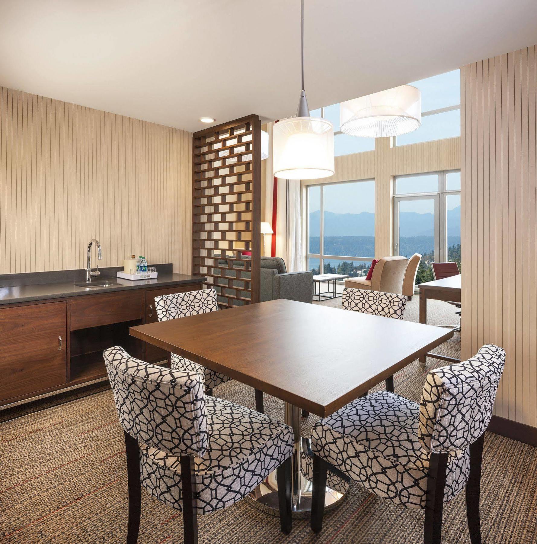 Four Points By Sheraton Seattle Airport South Des Moines Extérieur photo